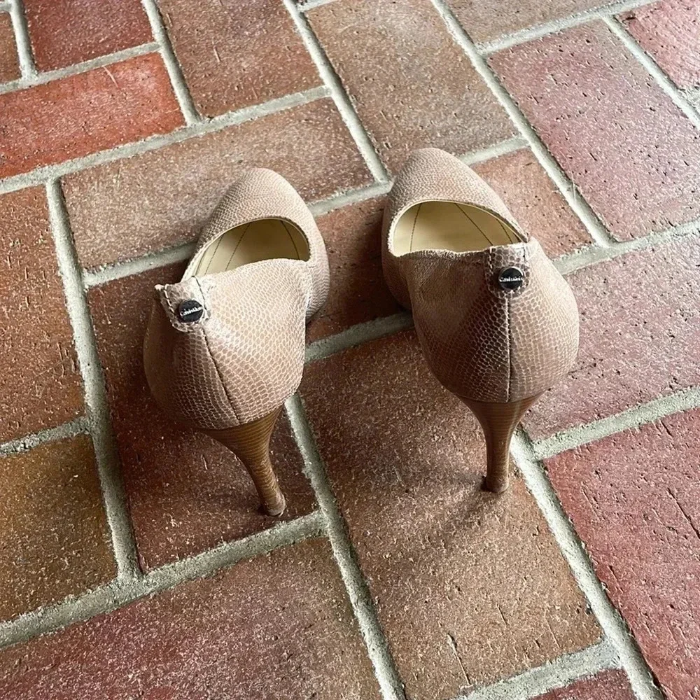 Calvin Klein Nude Whinnie Pumps 9.5‎